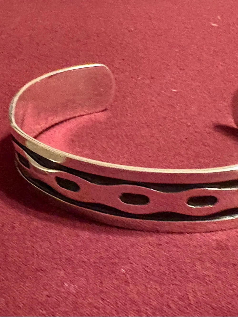 Women’s Sterling Silver Bracelet - Polished very pretty solid